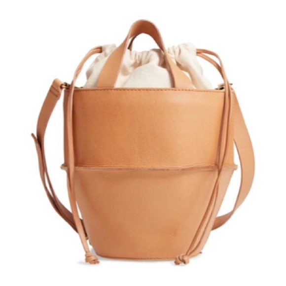 Madewell Handbags - Madewell The Austin brown leather crossbody bag